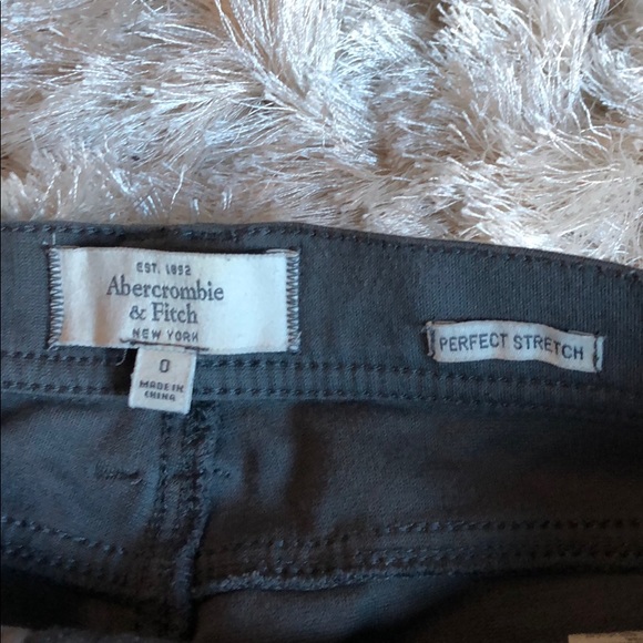 Zipper detail super stretch pants - Picture 3 of 4